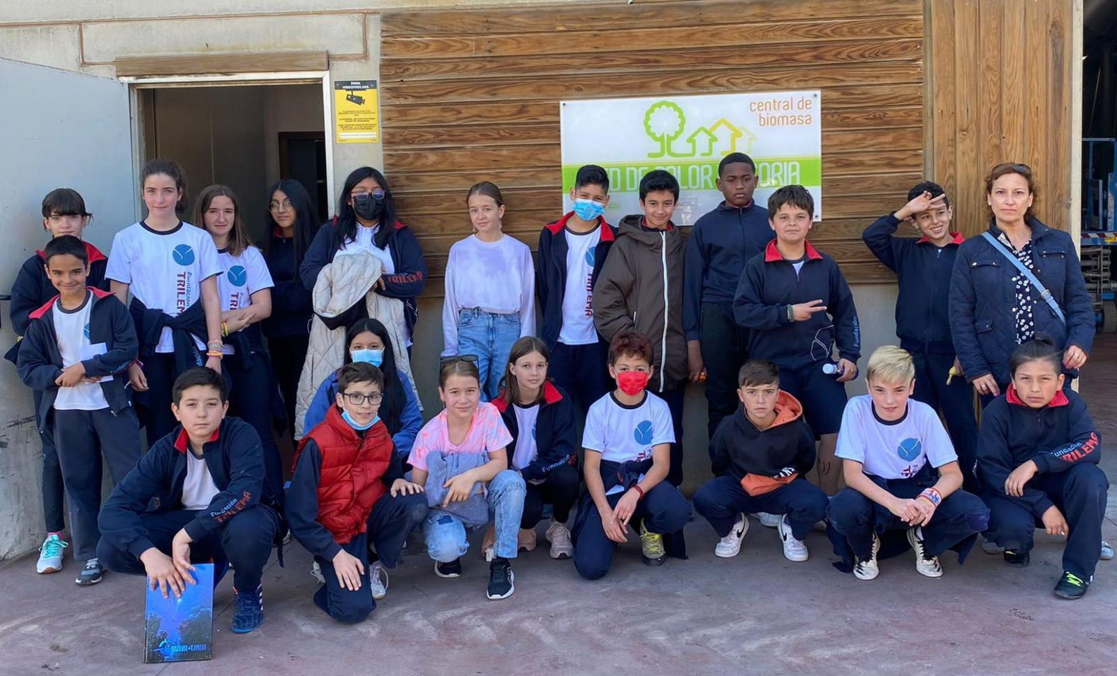 Visita de los alumnos del colegio Trilema a la Red de Calor de Soria-2