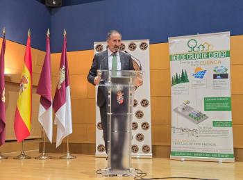 Alberto Gómez durante la presentación del REBI Balonmano Cuenca 2024-2025