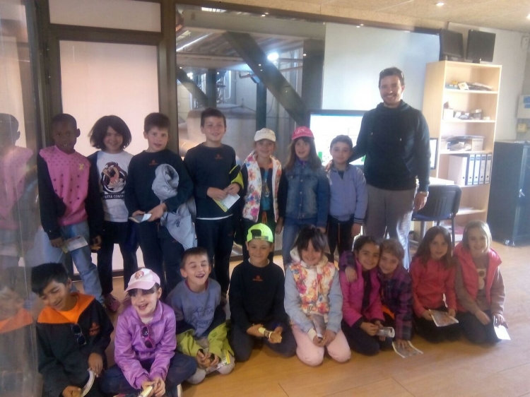 REBI SLU: Alumnos de primaria del Colegio Nuestra Señora del Pilar Escolapios visitan la central térmica de biomasa de Soria