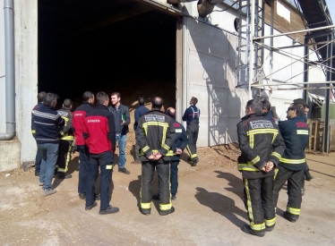REBI SLU: Los bomberos de Soria conocen el funcionamiento de la Red de Calor de Soria de cara a prevenir posibles problemas durante una intervención
